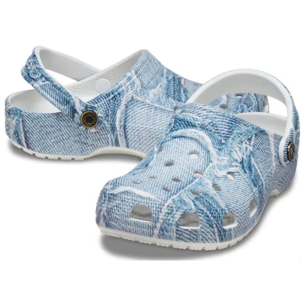Crocs Classic Denim Print Clogs Women's Slip-On Comfort‎ Shoes Size 6 Light Blue